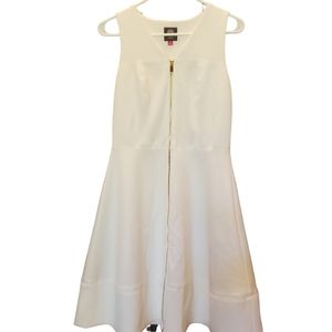 Vince Camuto A-line Scuba White Midi w/exposed gold zipper Sleeveless Sz 6
